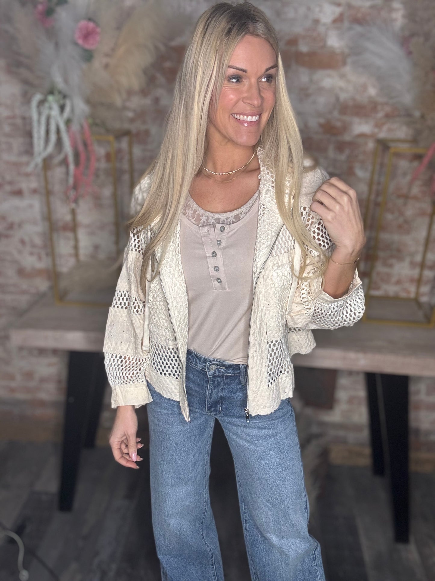 Round Neck Button Tank