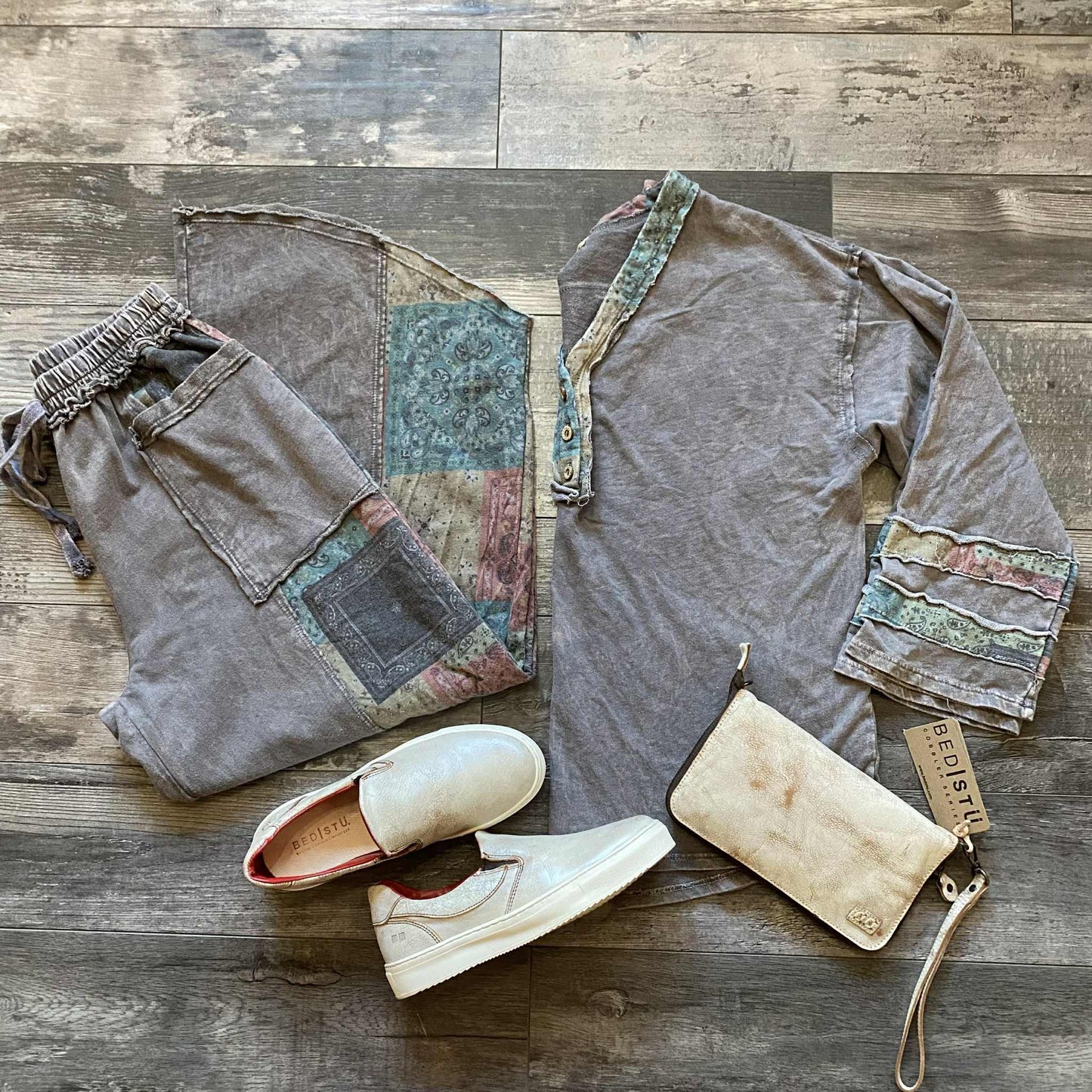 Boho Patchwork V-Cut