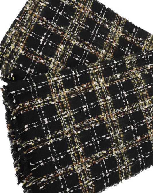 Multiuse plaid scarf/wrap