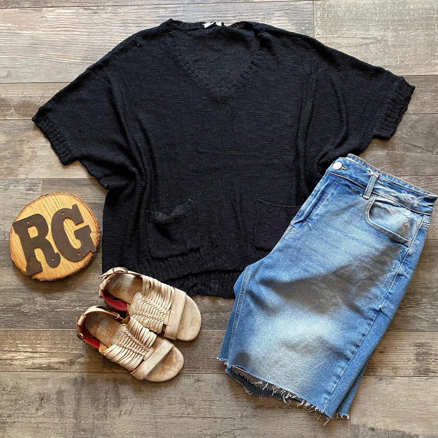 Black Short Sleeve Sweater
