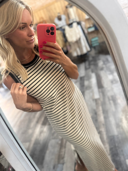Audrey Slide Slit Maxi
