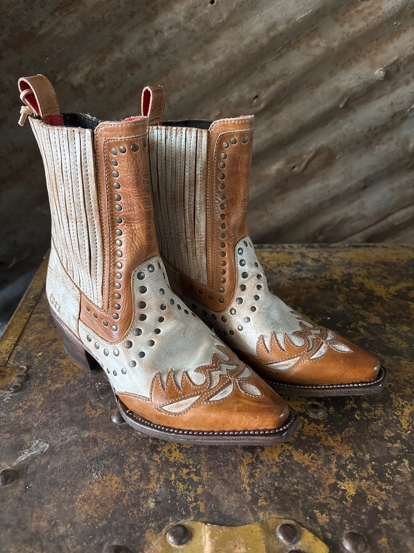 Raise BedStu Boot