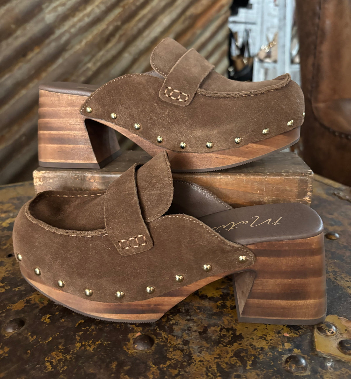 Reyes Leather Platform Mule